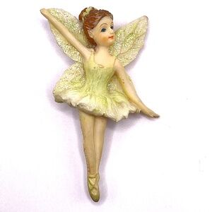 Vintage Dezine Daisy Ballet Pin Brooch